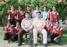 Winning handball (u-19) girls team of Sanjay Public School, Sector 44, Chandigarh