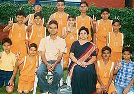 The under-14 basketball team of Moti Ram Arya School, Sector 27. 