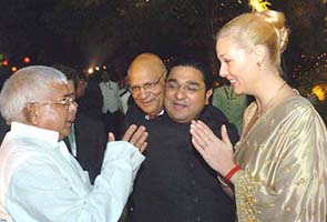 Railway Minister Laloo Prasad Yadav greets Michelle, daughter-in-law of London based NRI industrialist Lord Swraj Paul