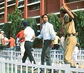 The police resorts to a mild lathicharge to disperse students who were denied entry to the hall at DAV College