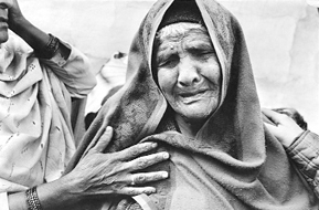 The two photographs that form part of Raghu Rai's exhibition which brings out the past and present reality of Bhopal gas tragedy.