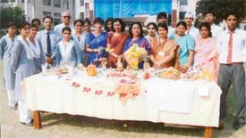 Salad decoration competition winners with the Principal at BCM School in Ludhiana