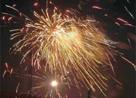 Fireworks create an impressive pattern in the sky on Divali in Chandigarh