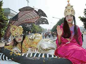 A tableau of Lord Jagannath at a Jagannath Yatra held at Mohali