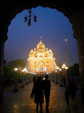Devotees visit a gurdwara on Gurpurab in New Delhi