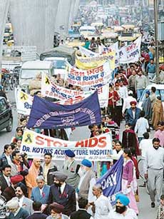 An awareness march to observe the World AIDS Day was organised by Dr D.N. Kotnis Health and Education Centre in Ludhiana on Wednesday.