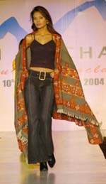 A model displays a Himachali shawl