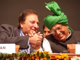 Mr Fakhar Zaman, Chairman of the World Punjabi Conference, with Mr Om Prakash Chautala, Chief Minister of Haryana, at a seminar on India-Pakistan Relations  Emerging Cooperation at Kurukshetra on Saturday