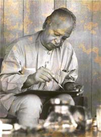 A rare photograph of Mulk Raj Anand by an unknown photographer shows him painting. Art, too, was a passion with the writer. 