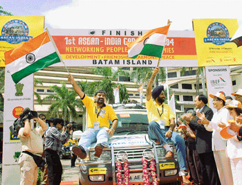 Travelling 8,235 km through 10 countries, the first ASEAN-India car rally concluded in the central Indonesian island of Batam on December 11. 