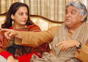 Shabana Azmi and Javed Akhtar in conversation at Haryana Raj Bhavan