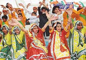 Students of DAV Senior Public School, Surajpur, perform at their annual and prize distribution function “Sheeraz-2004”