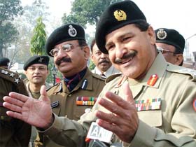 Brig Sakhi Marjan, Deputy Director-General, Rangers, interacts with mediapersons at Wagah