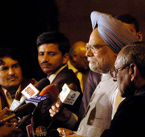 Prime Minister Manmohan Singh addresses the media after being briefed on the situation in tsunami-affected areas, at the Home Ministrys office in New Delhi on Wednesday.  PTI
