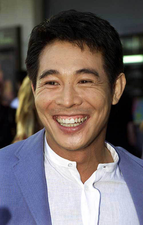 Actor Jet Li, action film star of "Hero" and "Lethal Weapon 4", rescued his daughter as the Indian Ocean Tsunami swept his hotel in the Maldives on December 25. Li suffered minor injuries as he fled the rising waters.  Reuters
