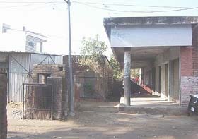 Encroachments in front of the booths in the PUDA colony at Pathankot