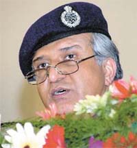 Commissioner of Police Dr K K Paul addressing an annual press conference in the Capital