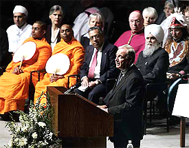 Canadian Prime Minister Paul Martin speaks during a memorial service for the 