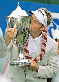 Stuart Appleby got the better of Vijay Singh to defend the Mercedes Championship title in Hawaii on January 9. 