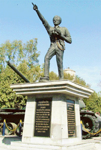 Granite plaques placed on the statue of Major Bhupinder Singh 