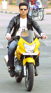 Jimmy Shergill in action on the Panjab University campus 
