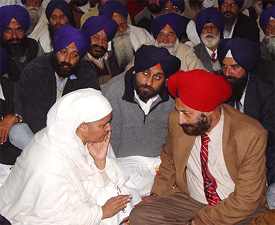 SGPC President Bibi Jagir Kaur, SAD youth wing president Sukhbir Singh Badal and Minorities Commission Chairman and MP Tarlochan Singh at a meeting in Kurukshetra on Friday