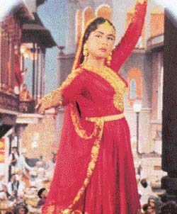 Meena Kumari in Pakeezah