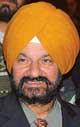  Gurbax Malhi 