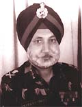 Lt-Gen Mohinder Singh, Adjutant General, awarded the Uttam Yudh Sewa Medal for Distinguished Service. 
