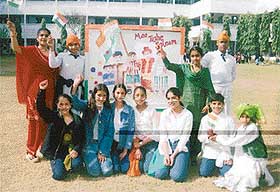 Students of Atam Public Senior Secondary School, Ludhiana. 