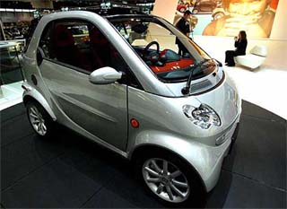 The 2005 Smart Passion introduced at the Chicago Auto Show on Thursday in Chicago