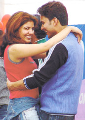A young couple dancing cosily at Appu Ghar.