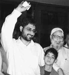 Syed Abdul Rahman Geelani, Delhi University lecturer, who has complained of intimidating behviour of the police