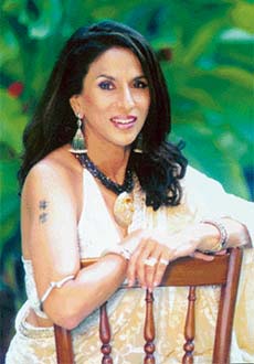 Shobhaa De