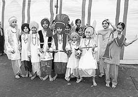 Students of APJ Public School perform on the occasion of the annual day function at Mundi Kharar on Saturday.