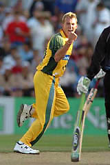 Australias Brett Lee celebrates the dismissal of New Zealand captain Stephen Fleming during their second ODI match at Jade Stadium