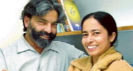 Love on wheels: Rajvinder Singh and Jyotika Sehgal.