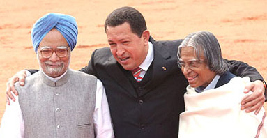 President A. P. J. Abdul Kalam and Prime Minister Manmohan Singh with Venezuelan President Hugo Chavez Frias