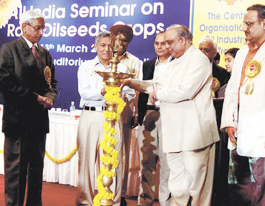 Delhi Industries Minister Mangat Ram Singhal inaugurating 26th All India Seminar