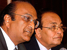 Raghupati Singhania, Chairperson of the Centenary Celebrations of PHDCCI, and K.N.Memani, President, PHDCCI, address a press conference in New Delhi on Wednesday