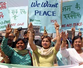 Peace activists from India and Pakistan chant slogans during a jointly convened rally in central city of Multan