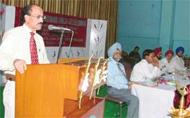 Prof K.B. Razdan from the University of Jammu speaks during a UGC-sponsored seminar at Gujranwala Guru Nanak Khalsa College 