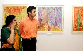 Indian cricketer Rahul Dravid with his mother