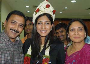 First runner-up of Ponds Femina Miss India 2005, Ms Sindhura Gadda of Vijayawada