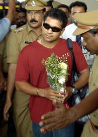 Sachin Tendulkar arrives in Kochi