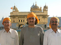 Imdad Qazi, General Secretary, Communist Party of Pakistan, along with Rana Mohammed Yusuf, member, Central Committee, and Kastro Imdad, President, Democratic Student Federation, at the Golden Temple in Amritsar on Saturday. 