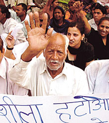 NCP activists protesting against the price hike and VAT at Parliament Street in the Capital. 