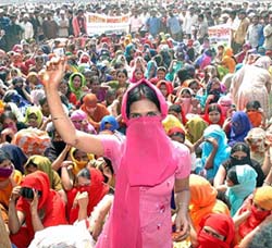 Dance bar girls gather at Azad Maidan in Mumbai to protest against the Maharashtra Governments decision to stop the functioning of all bars outside Mumbai city. 