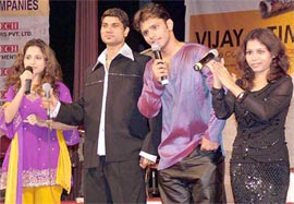 Indian idol stars Prajakta Shukre, Mukesh, Rahul Vaidya and Aditi Paul during their first performance