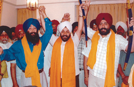 Some of the activists of Shiromani Akali Dal (Badal), who joined the Shiromani Akali Dal Panthak in the Capital.